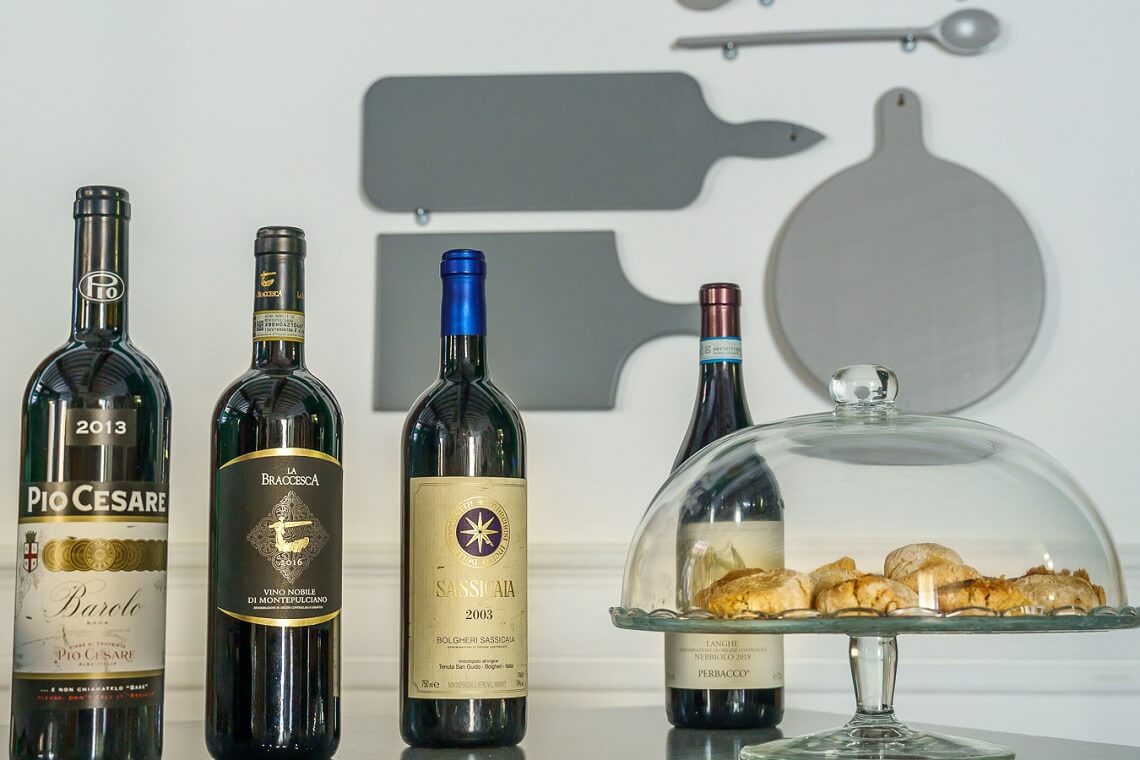 bolgheri sassicaia 2003 tenuta san guido da ristorante bruno alla lungaretta - a Trastevere da bottiglie di vino bolgheri sassicaia 2003 tenuta san guido da ristorante bruno alla lungaretta